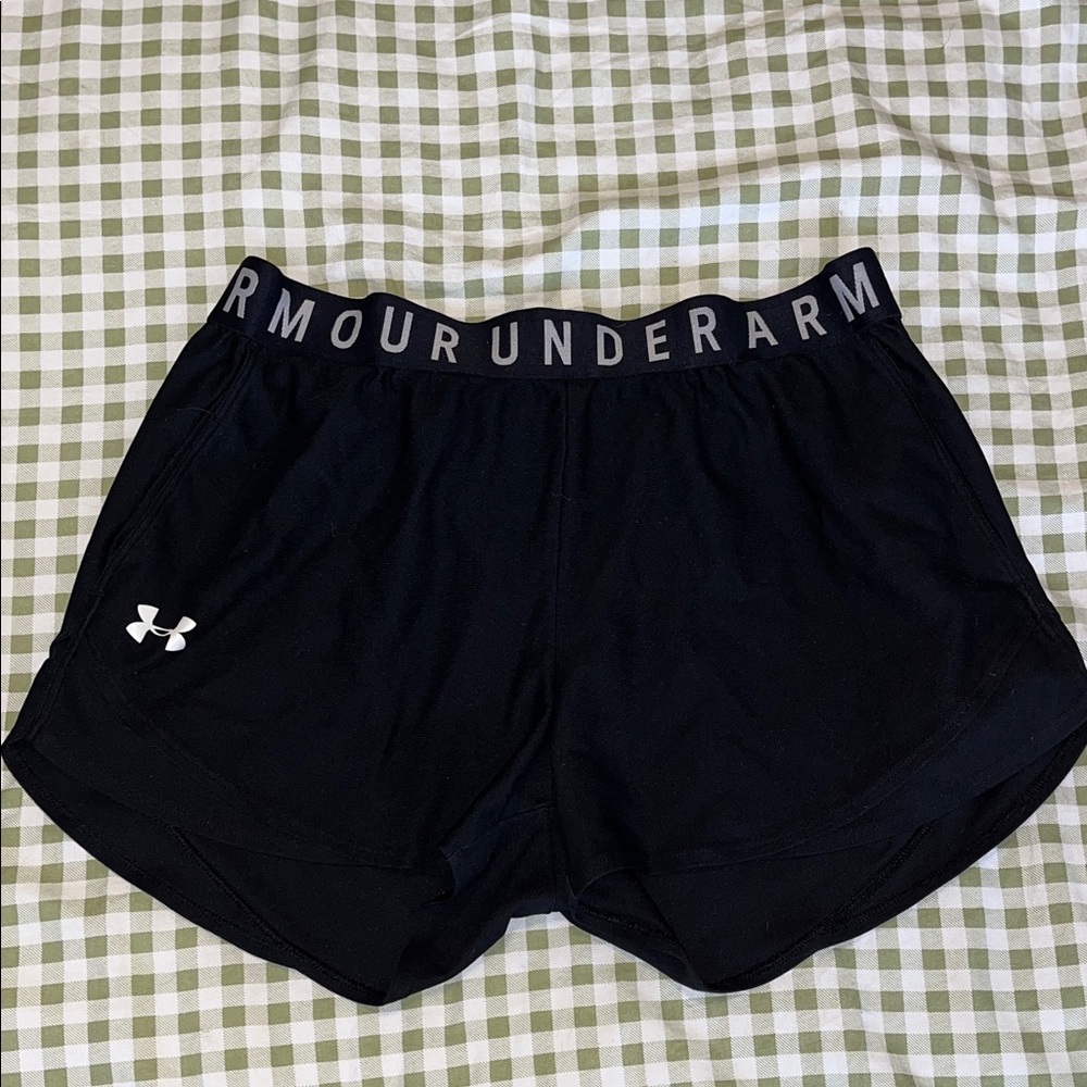 Under Armour Black Athletic Shorts Lightweight Elastic Waistband